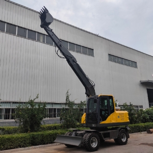 100型輪式挖掘機(jī)